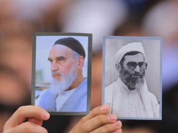 از نهضت استقلال ایران تا گفتمان ایران قوی؛ در پاسداشت بنیانگذار کبیر انقلاب اسلامی و ادای احترام به رهبر شهید